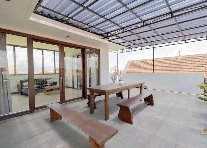 Avoge House Villa